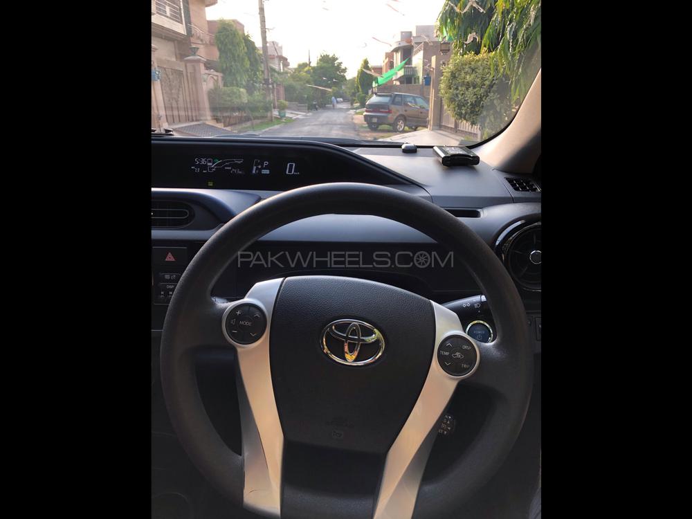Toyota Aqua 2015 for Sale in Lahore Toyota Aqua 2015 for Sale in Lahore Image-9