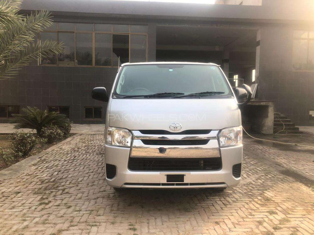 Toyota Hiace 2016 for Sale in Gujranwala Image-1