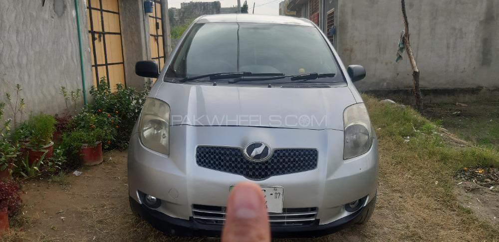 Toyota Vitz 2005 for Sale in Attock Toyota Vitz 2005 for Sale in Attock Image-9