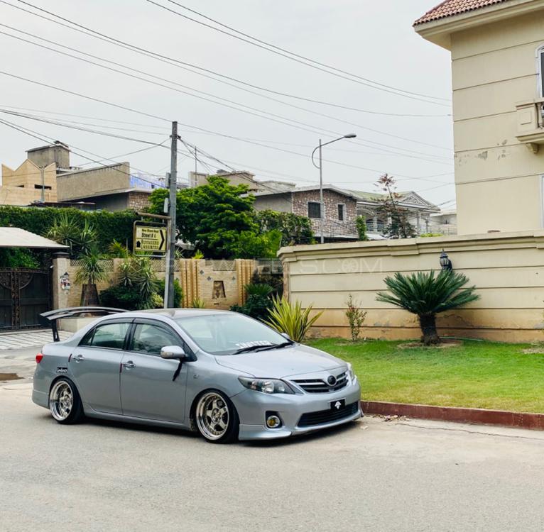 Toyota Corolla - 2011  Toyota Corolla - 2011  Image-3