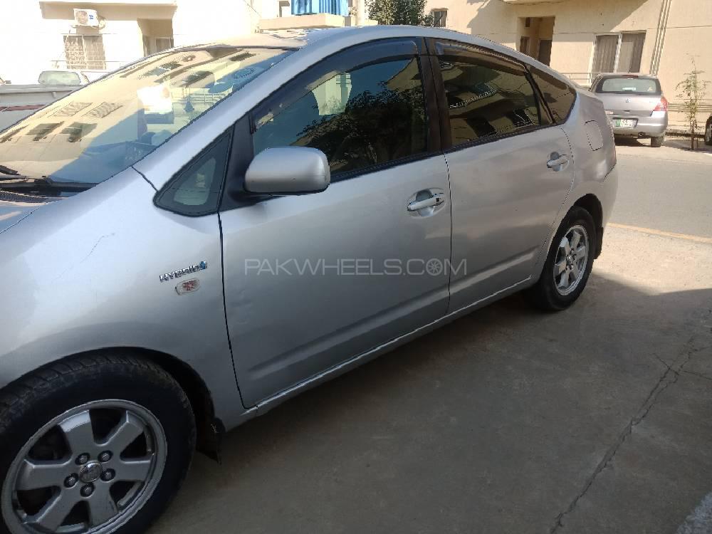 Toyota Prius 2007 for Sale in Lahore Toyota Prius 2007 for Sale in Lahore Image-7