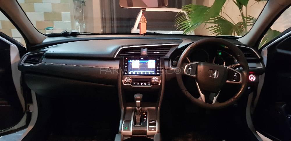 Honda Civic 2017 for Sale in Peshawar Honda Civic 2017 for Sale in Peshawar Image-13