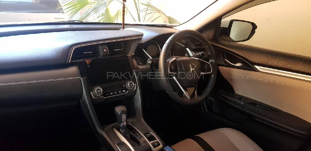 Honda Civic 2017 for Sale in Peshawar Honda Civic 2017 for Sale in Peshawar Image-12