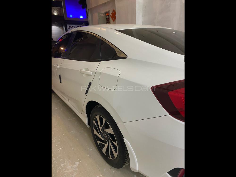 Honda Civic 2018 for Sale in Karachi Image-1