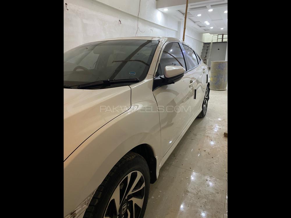 Honda Civic 2018 for Sale in Karachi Honda Civic 2018 for Sale in Karachi Image-6