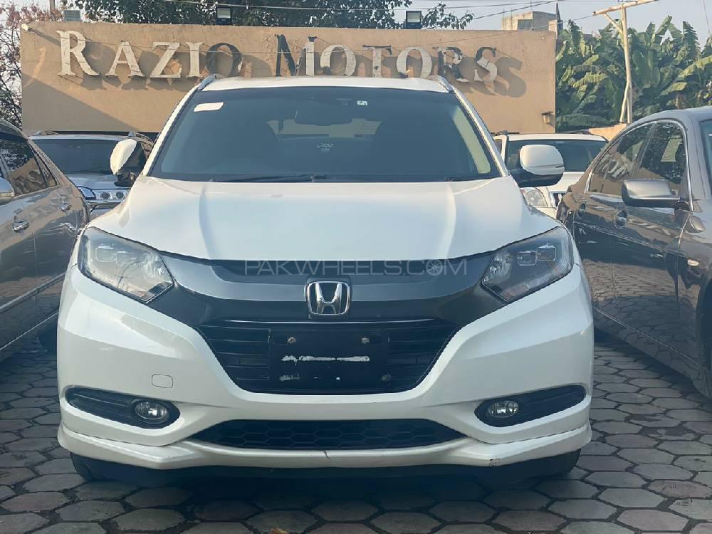 Honda Vezel 2014 for Sale in Lahore Image-1
