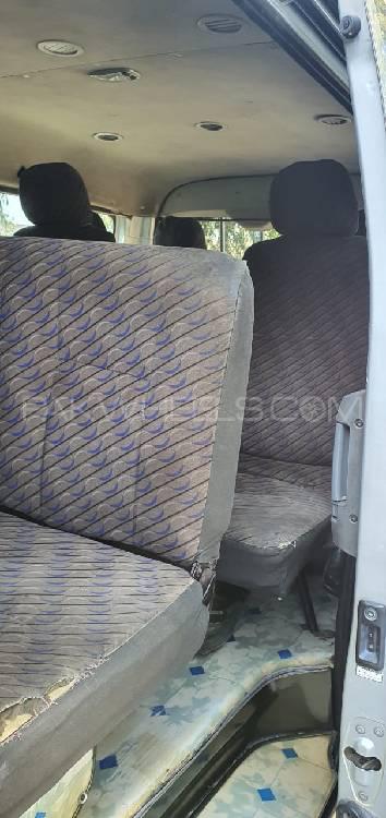 Toyota Hiace 2007 for Sale in Gujranwala Toyota Hiace 2007 for Sale in Gujranwala Image-9