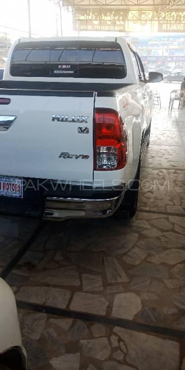 Toyota Hilux 2017 for Sale in Peshawar Toyota Hilux 2017 for Sale in Peshawar Image-7