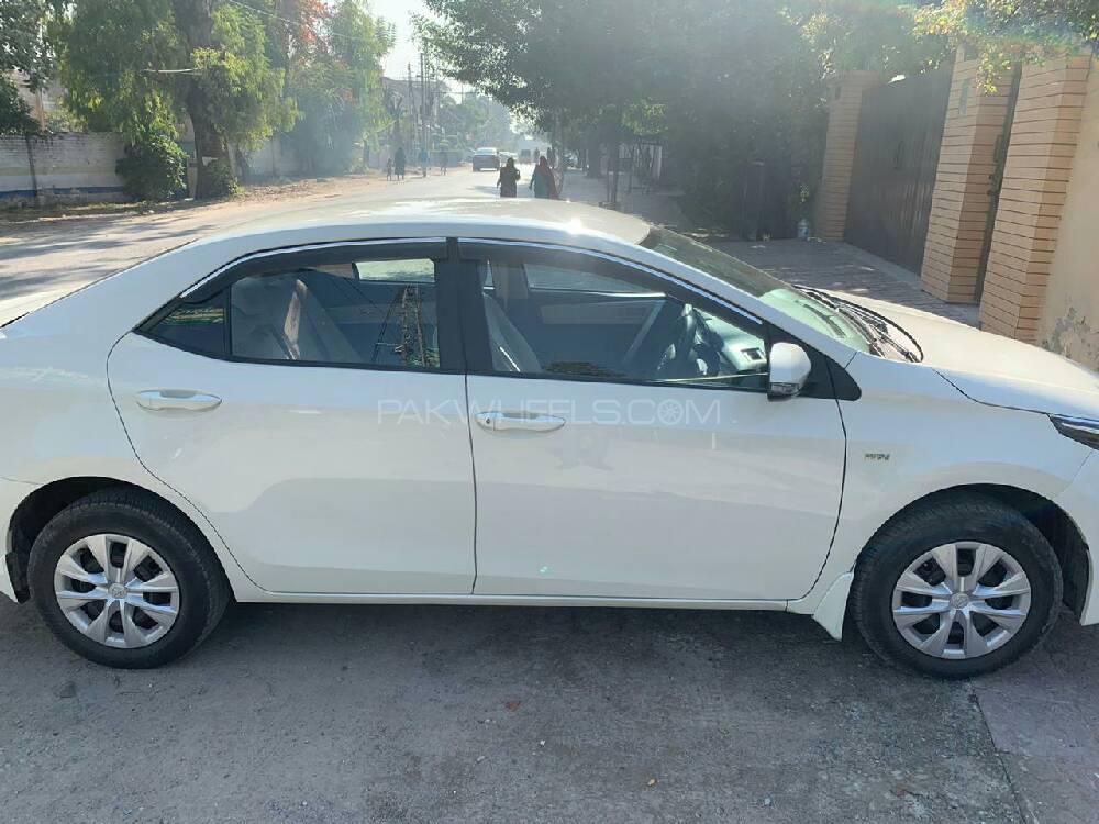Toyota Corolla 2017 for Sale in Rawalpindi Image-1