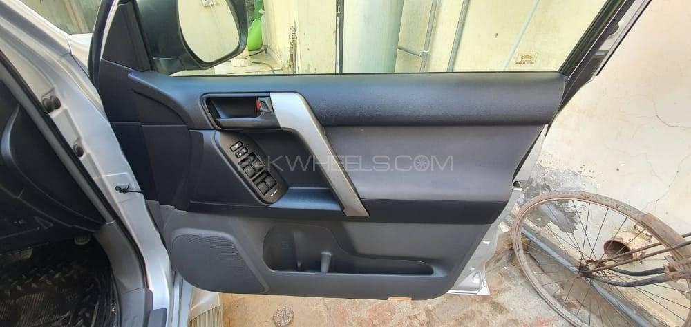 Toyota Prado 2013 for Sale in Bahawalpur Toyota Prado 2013 for Sale in Bahawalpur Image-6