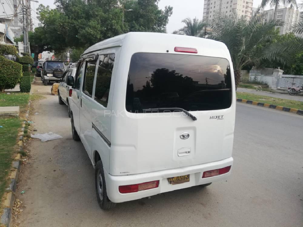 Daihatsu hijet 2018