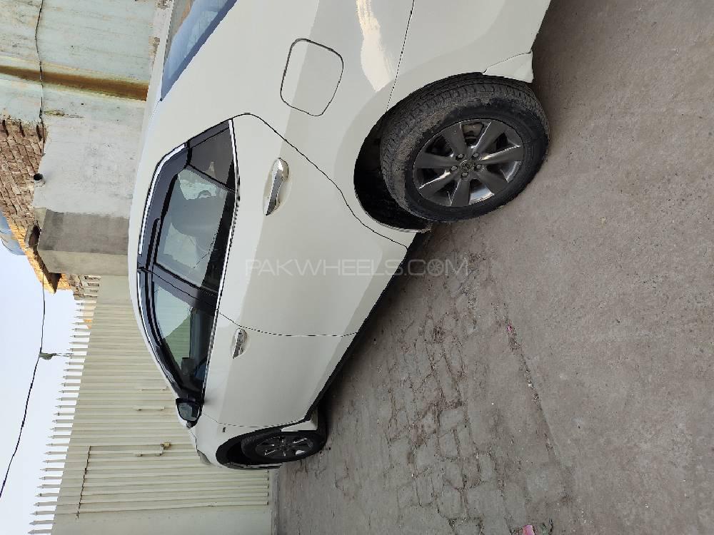 Toyota Corolla 2017 for Sale in Gujrat Image-1