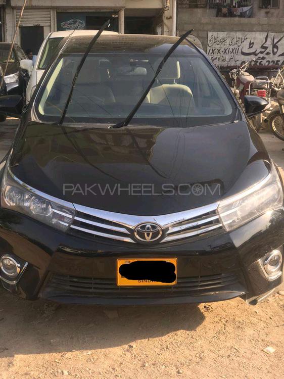 Toyota Corolla 2015 for Sale in Karachi Image-1