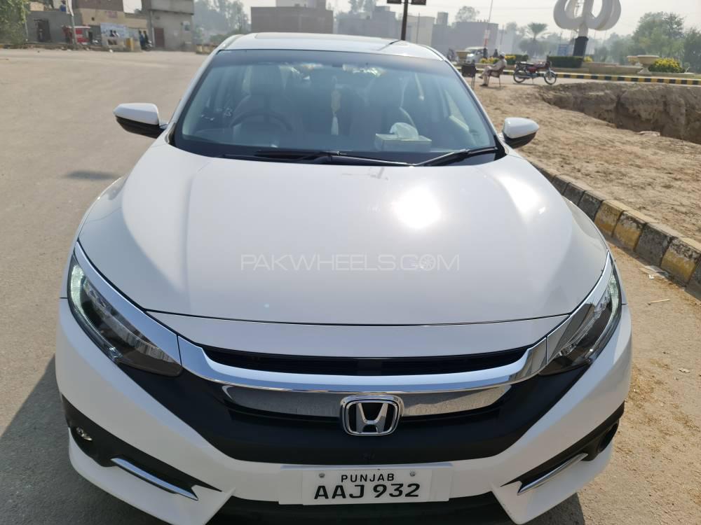 Honda Civic 2020 for Sale in Burewala Image-1