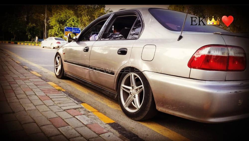 Honda Civic - 2000  Honda Civic - 2000  Image-3