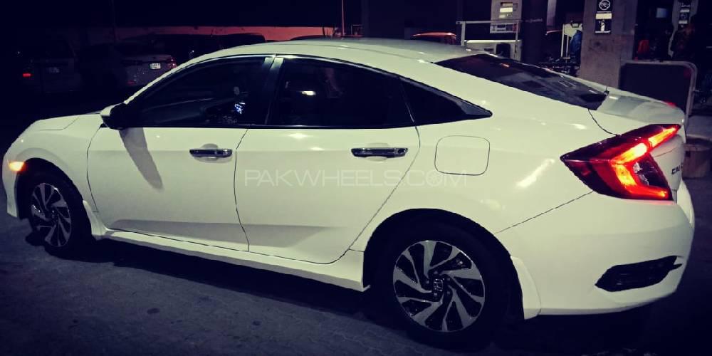 Honda Civic 2018 for Sale in Lahore Honda Civic 2018 for Sale in Lahore Image-4
