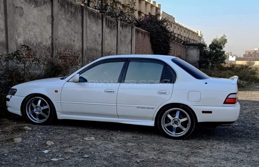 Toyota Corolla - 1995  Toyota Corolla - 1995  Image-6