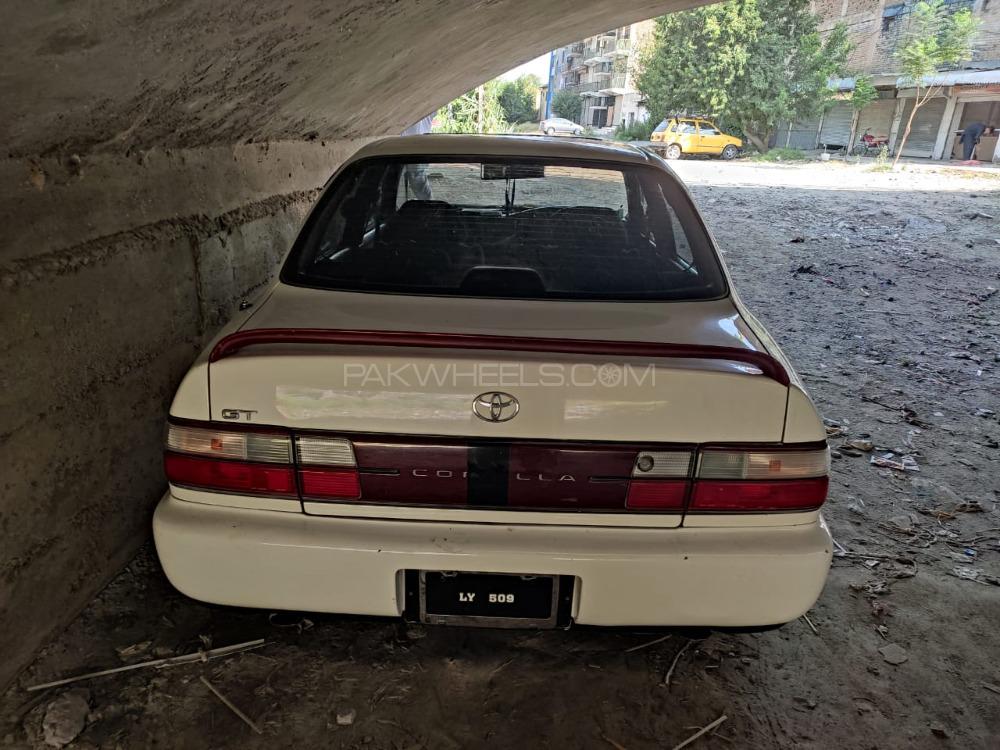 Toyota Corolla - 1995  Toyota Corolla - 1995  Image-10