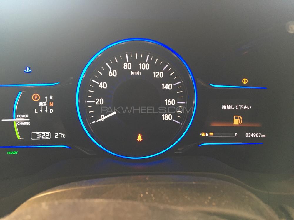 Honda Vezel 2016 for Sale in Karachi Honda Vezel 2016 for Sale in Karachi Image-5