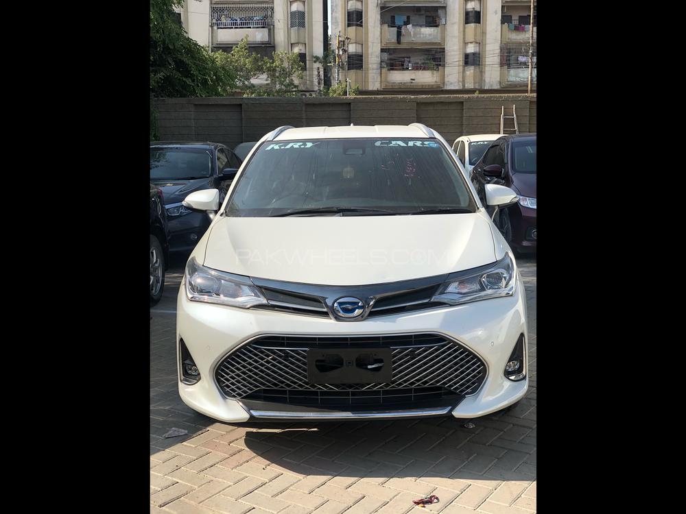 Toyota corolla fielder 2018