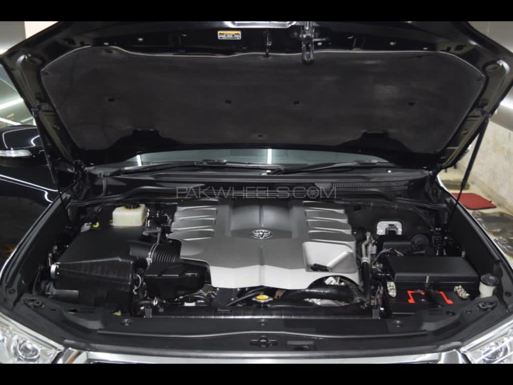 Toyota Land Cruiser 2016 for Sale in Islamabad Toyota Land Cruiser 2016 for Sale in Islamabad Image-17
