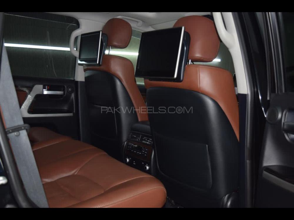Toyota Land Cruiser 2016 for Sale in Islamabad Toyota Land Cruiser 2016 for Sale in Islamabad Image-18