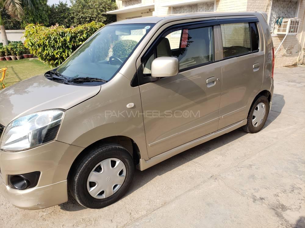 Suzuki Wagon R 2015 for Sale in Multan Suzuki Wagon R 2015 for Sale in Multan Image-4