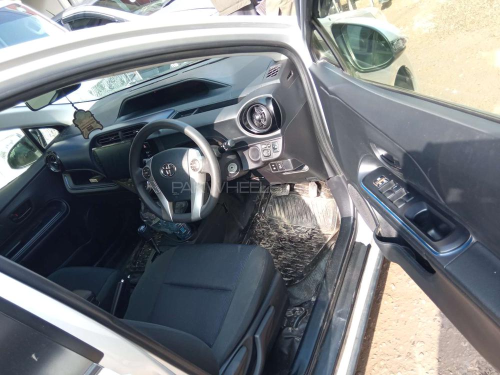 Toyota Aqua 2015 for Sale in Multan Toyota Aqua 2015 for Sale in Multan Image-4