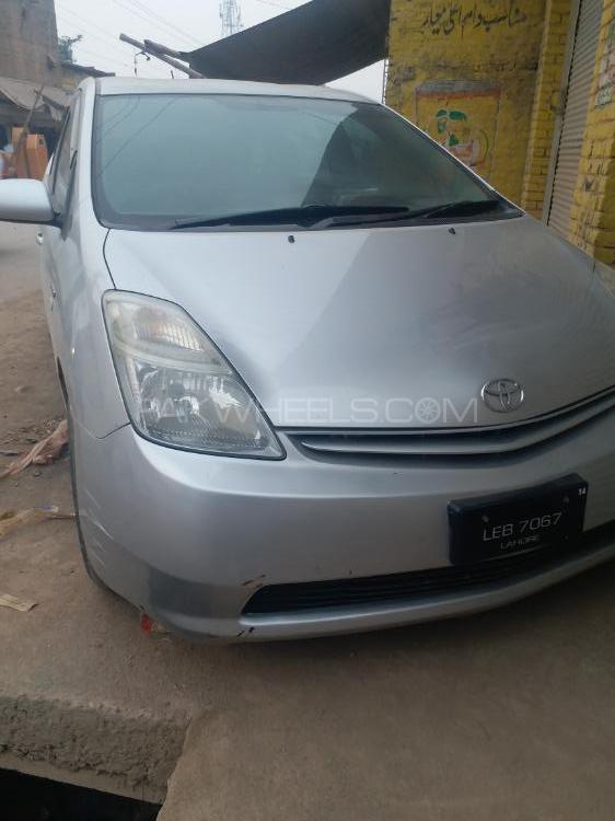 Toyota Prius 2010 for Sale in Peshawar Image-1