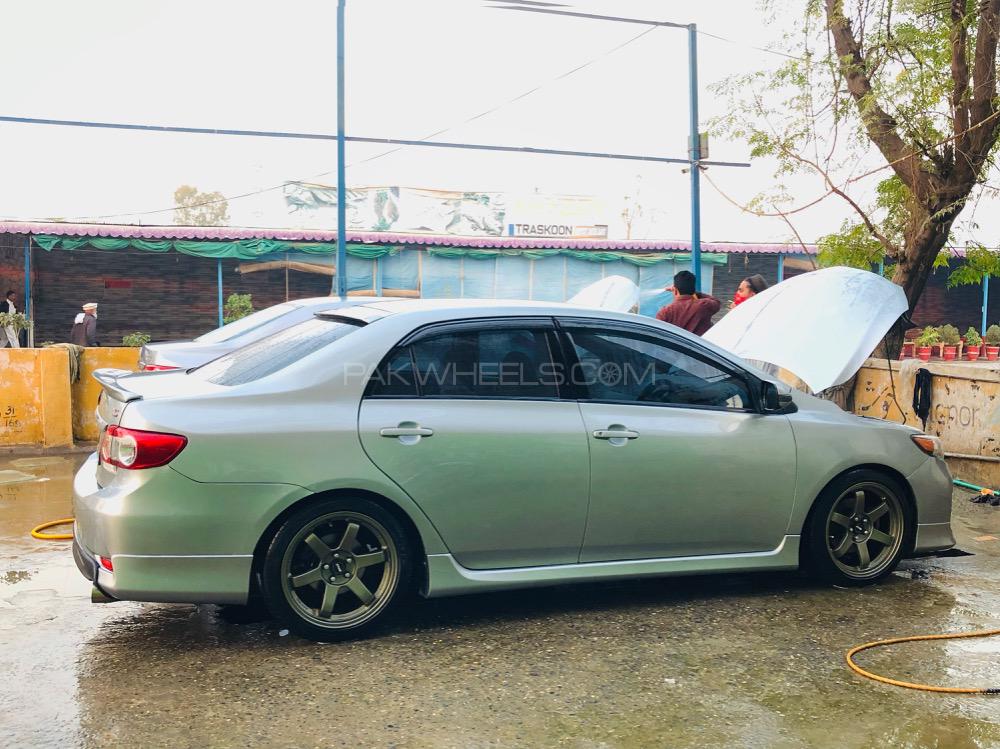 Toyota Corolla - 2011  Toyota Corolla - 2011  Image-4