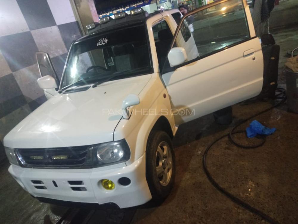 مٹسوبیشی پجیرو منی 2001 for Sale in لاہور Image-1