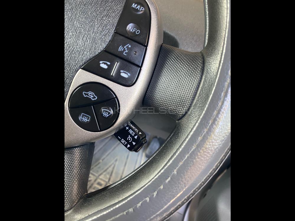 Toyota Prius 2011 for Sale in Islamabad Toyota Prius 2011 for Sale in Islamabad Image-2