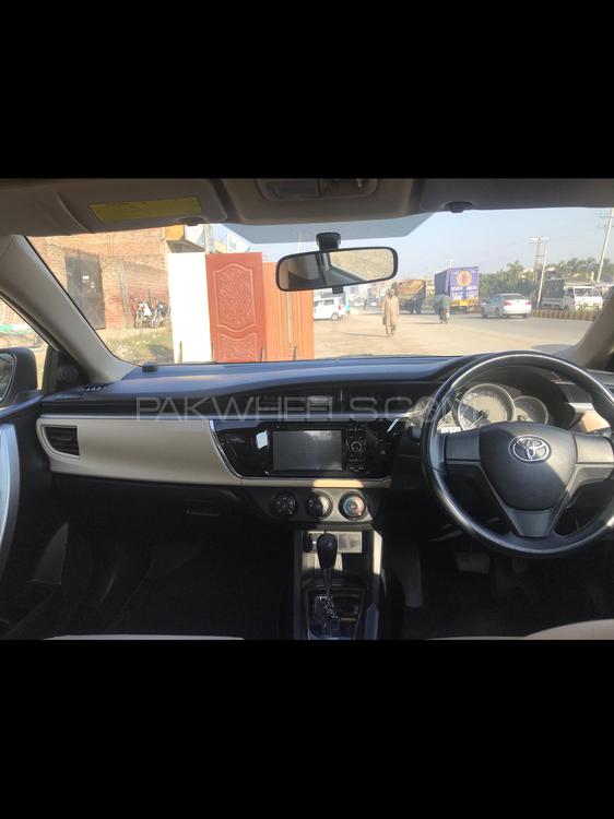 Toyota Corolla 2016 for Sale in Sialkot Toyota Corolla 2016 for Sale in Sialkot Image-7