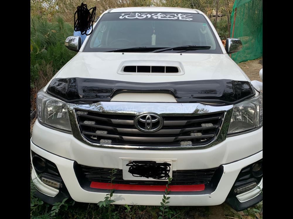 Toyota Hilux 2012 for Sale in Peshawar Image-1