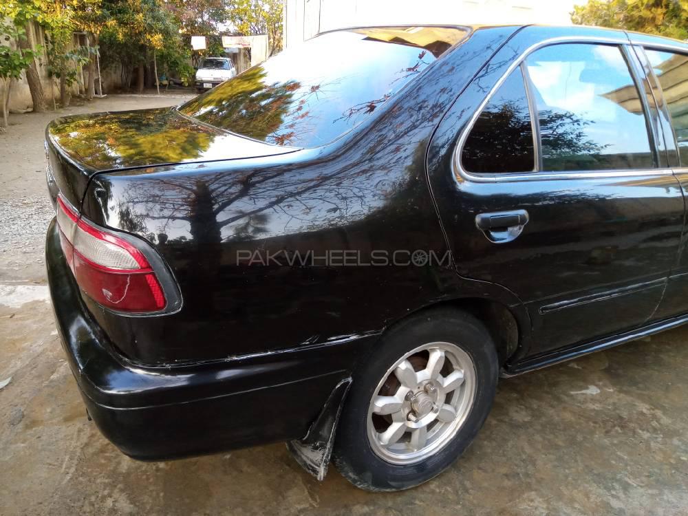 Nissan Sunny 2003 for Sale in Haripur Nissan Sunny 2003 for Sale in Haripur Image-6