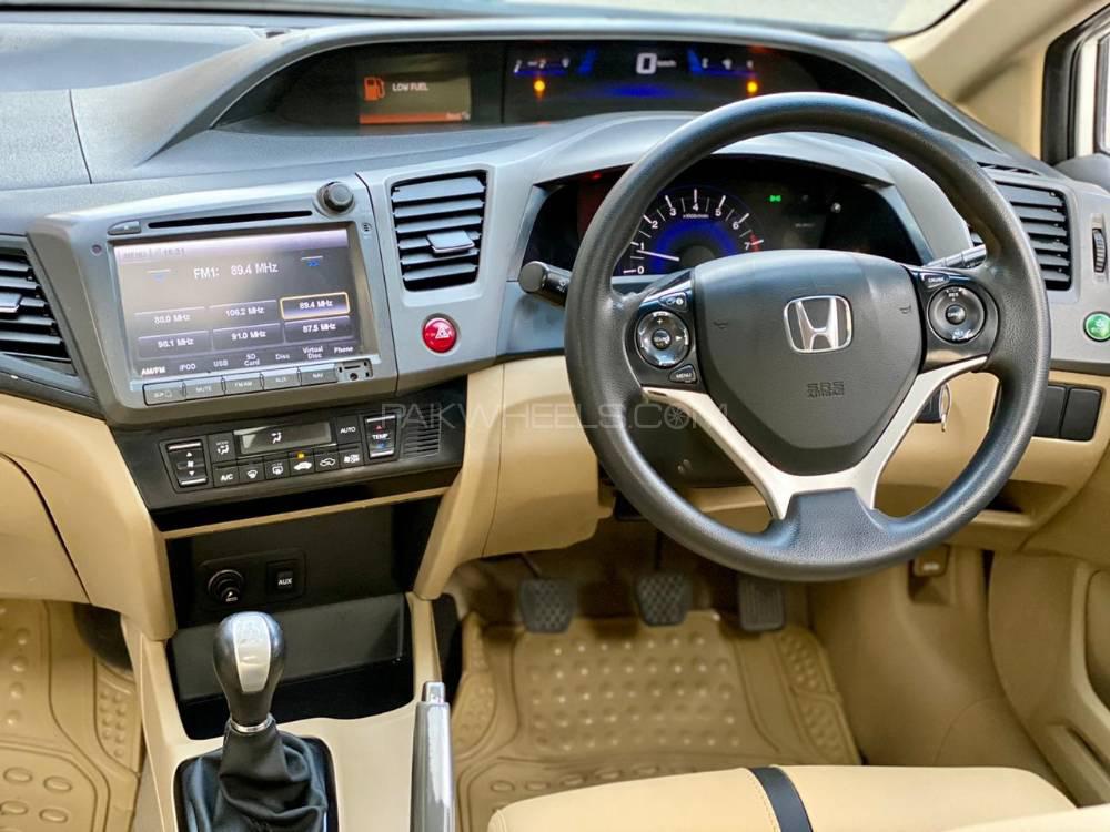 Honda Civic 2013 for Sale in Karachi Honda Civic 2013 for Sale in Karachi Image-9