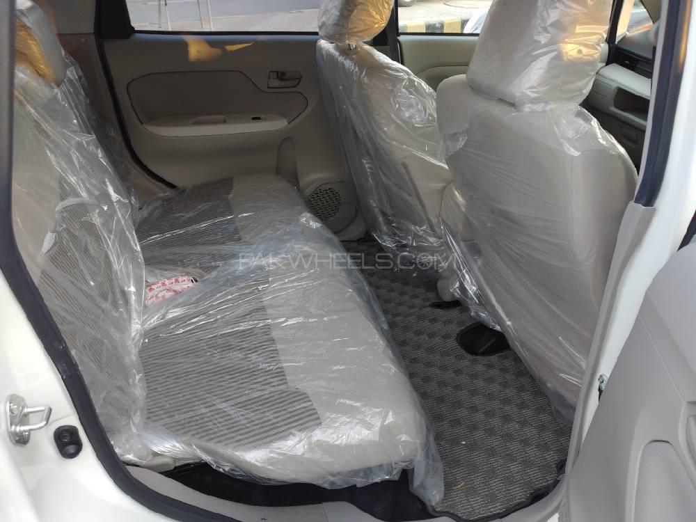 Daihatsu Move 2018 for Sale in Lahore Daihatsu Move 2018 for Sale in Lahore Image-9