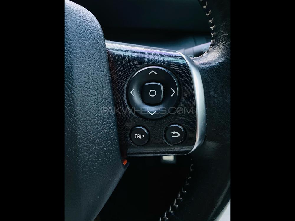Toyota Sienta 2017 for Sale in Lahore Toyota Sienta 2017 for Sale in Lahore Image-19