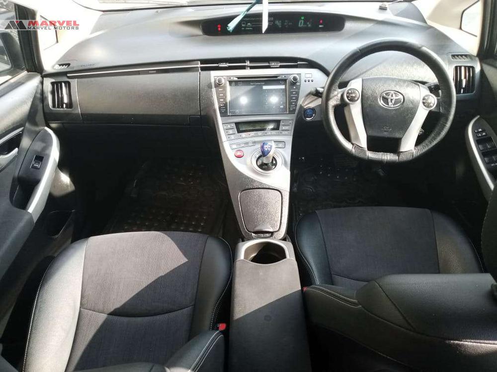 Toyota Prius 2014 for Sale in Islamabad Toyota Prius 2014 for Sale in Islamabad Image-12