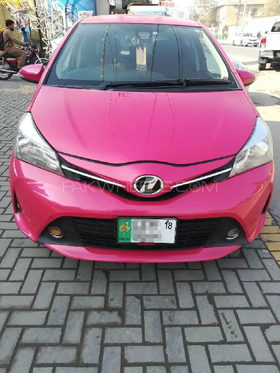 Toyota Vitz 2015 for Sale in Multan Image-1