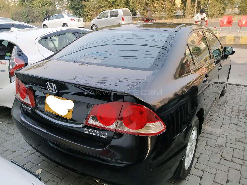 Honda Civic 2010 for Sale in Lahore Honda Civic 2010 for Sale in Lahore Image-11