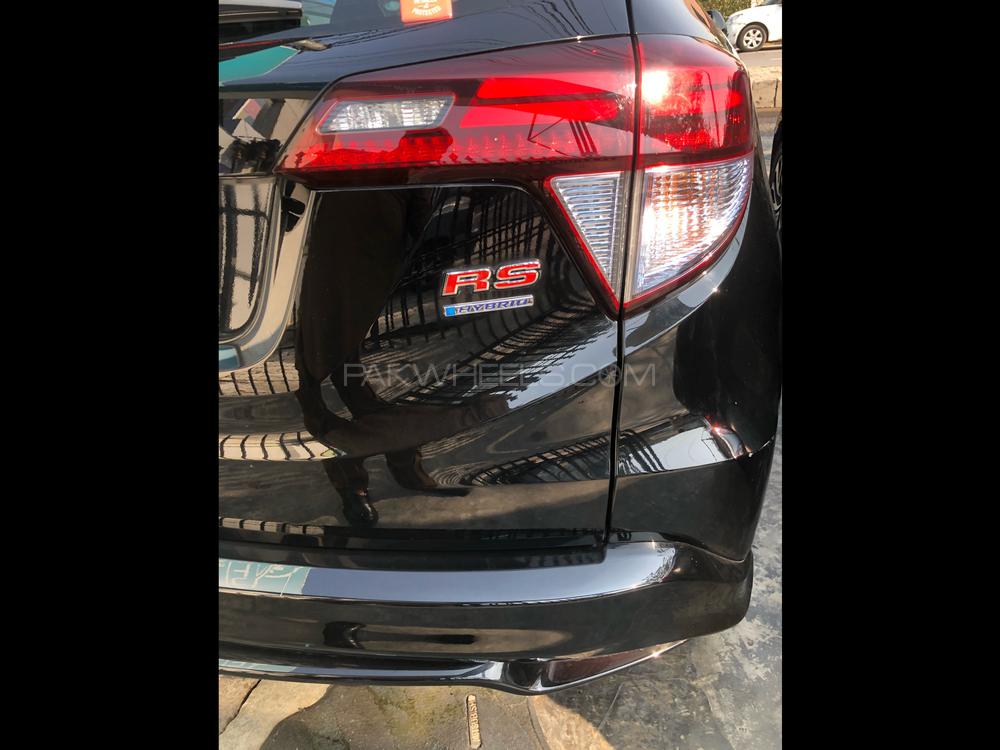 Honda Vezel 2016 for Sale in Lahore Image-1