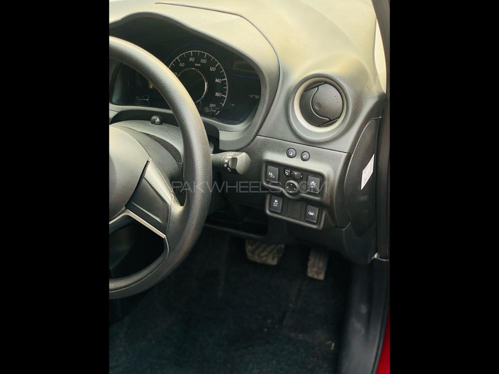 Nissan Note 2017 for Sale in Lahore Nissan Note 2017 for Sale in Lahore Image-13