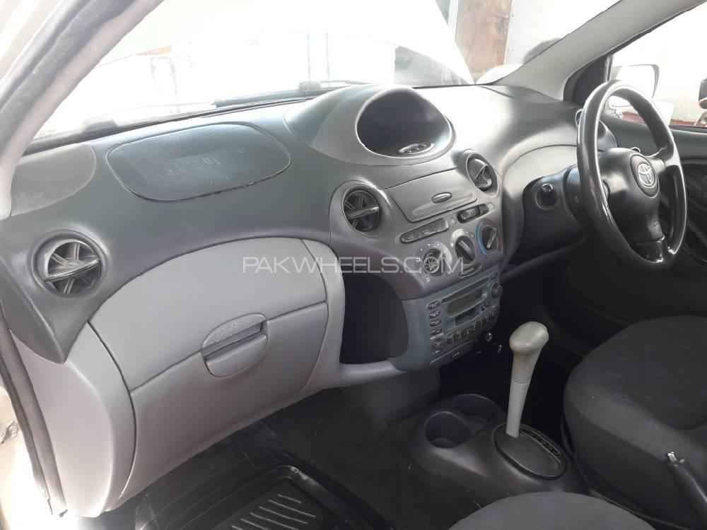 Toyota Vitz 2002 for Sale in Dera ismail khan Toyota Vitz 2002 for Sale in Dera ismail khan Image-3