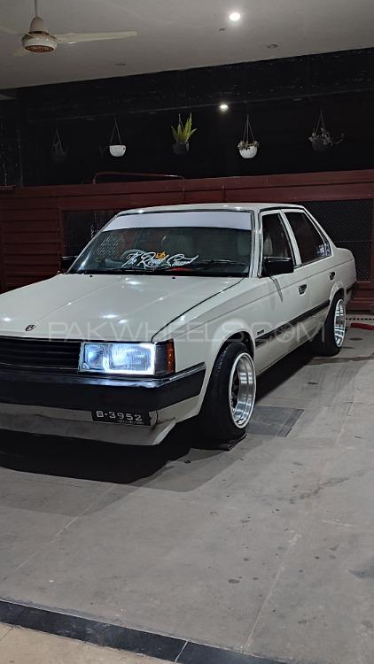 Toyota Corona - 1982  Toyota Corona - 1982  Image-2
