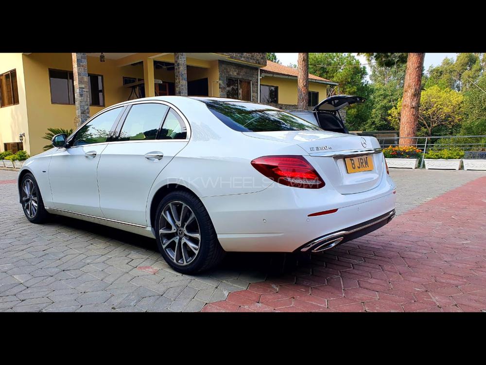 Mercedes Benz E Class 2017 for Sale in Islamabad Mercedes Benz E Class 2017 for Sale in Islamabad Image-4