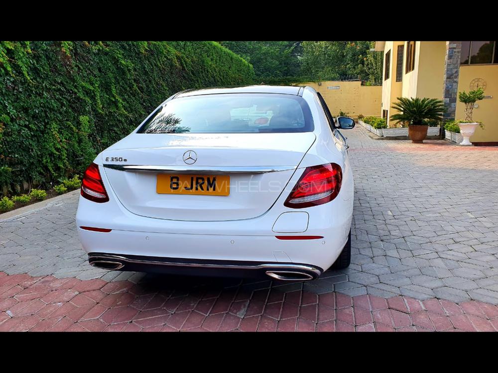 Mercedes Benz E Class 2017 for Sale in Islamabad Mercedes Benz E Class 2017 for Sale in Islamabad Image-5