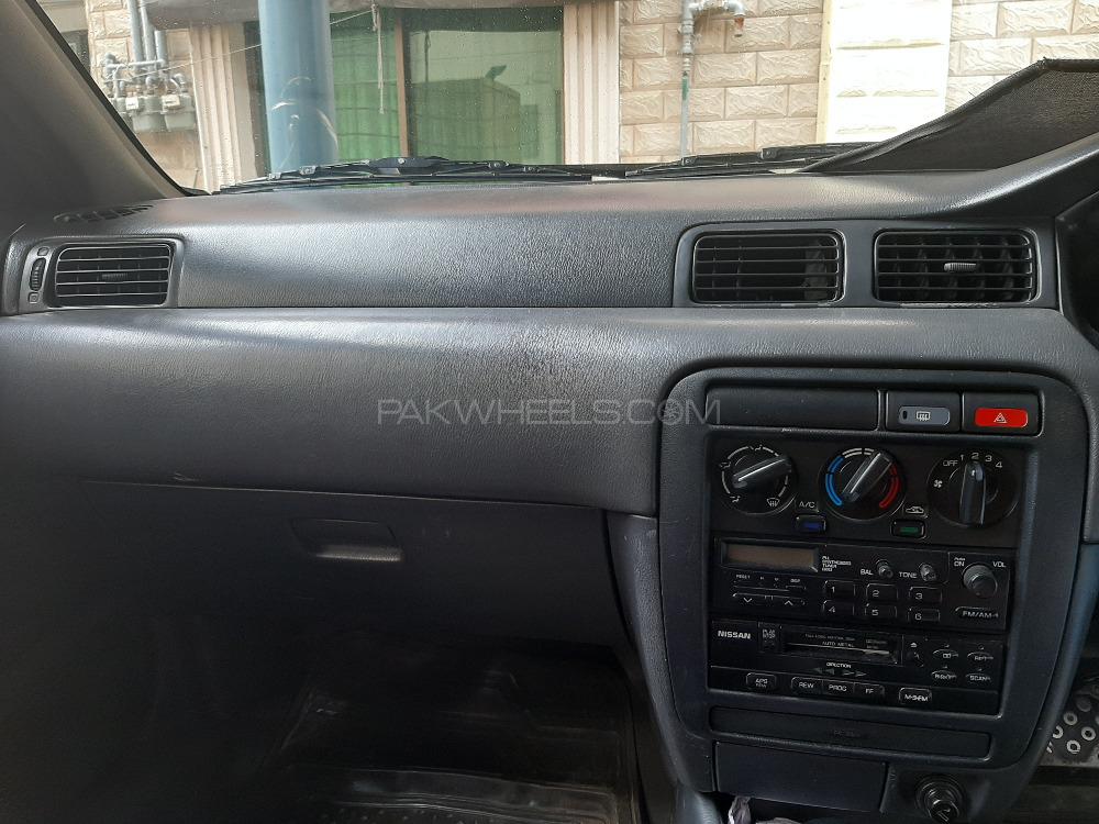 Nissan Sunny 2004 for Sale in Islamabad Nissan Sunny 2004 for Sale in Islamabad Image-3
