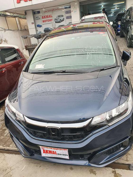 Honda Fit 2017 for Sale in Lahore Image-1
