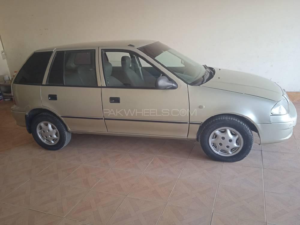 Suzuki Cultus 2001 for Sale in Bahawalpur Suzuki Cultus 2001 for Sale in Bahawalpur Image-11